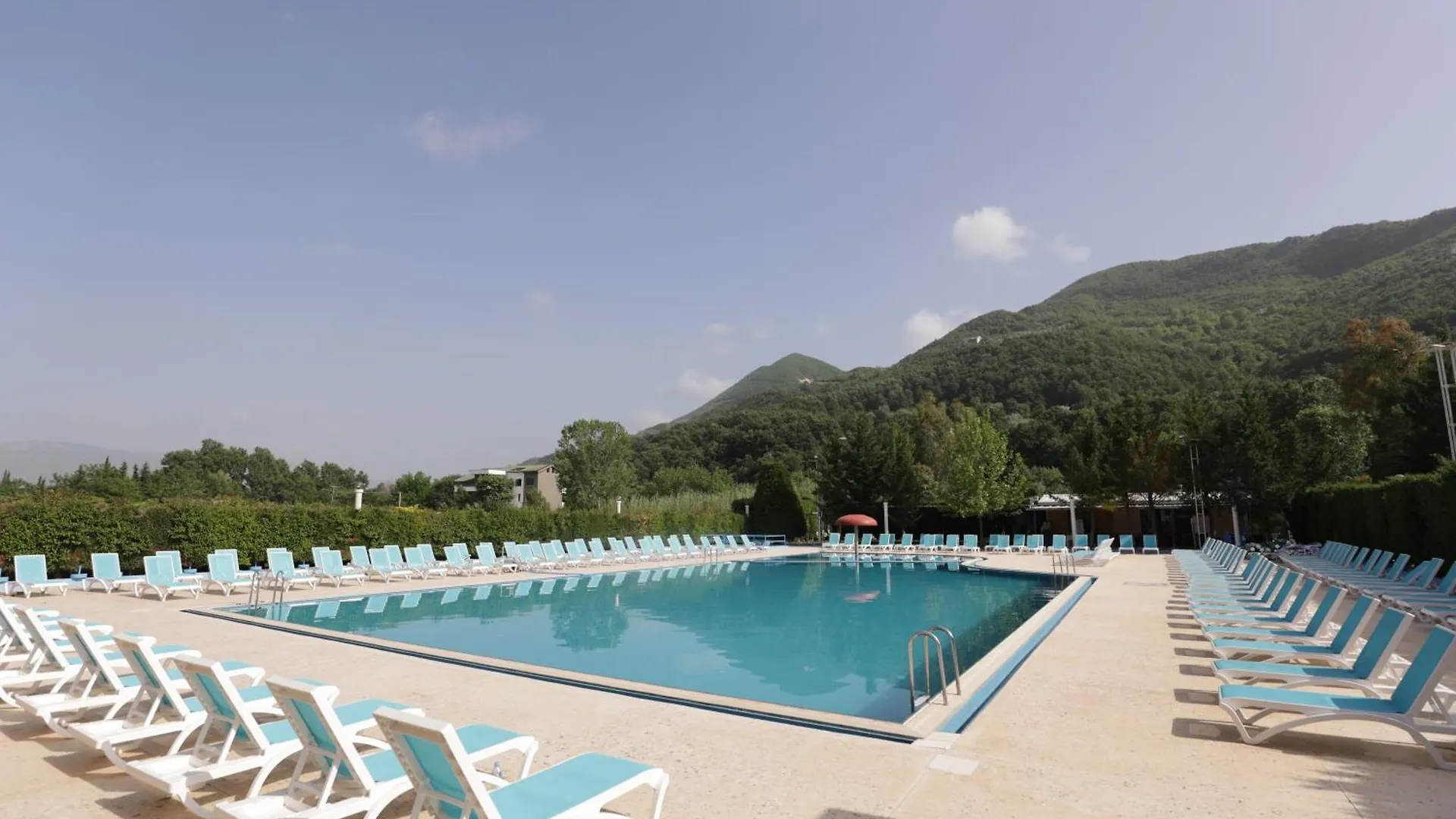 Hotel Mema Resort Mirash